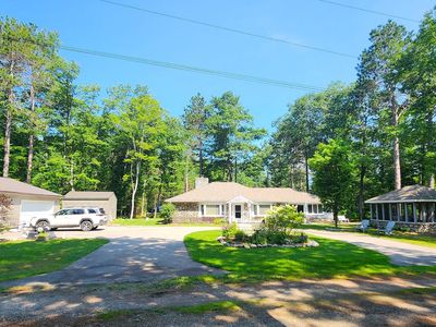 15808 Adventure Ln