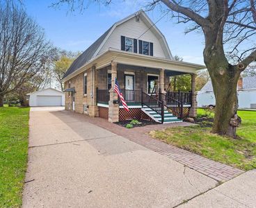 2132 North MAIN STREET