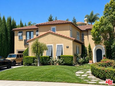 26835 Mont Calabasas Dr