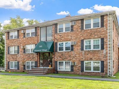 160 Tyngsboro Rd #12C