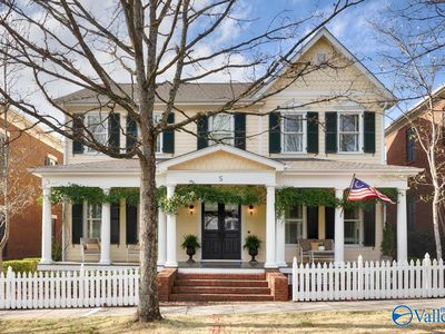 5 Ross St NW