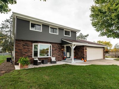 10543 Beacon Hill COURT EAST East