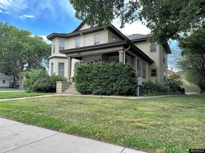 Property at 606 E Military Ave, Fremont, NE