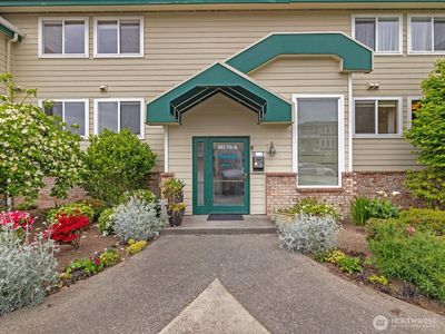 603 7th Avenue N #A204