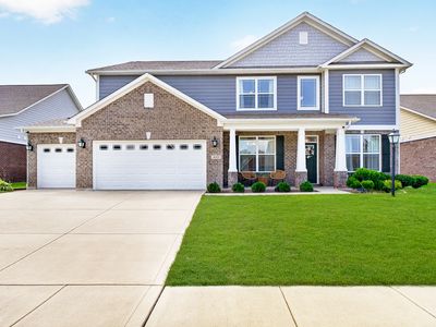 6125 Burgin Dr