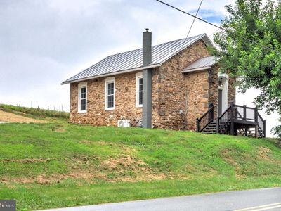 1234 Canadochly Rd