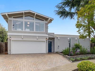 586 Rockport Dr