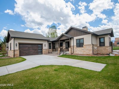 211 Timberwolf Dr