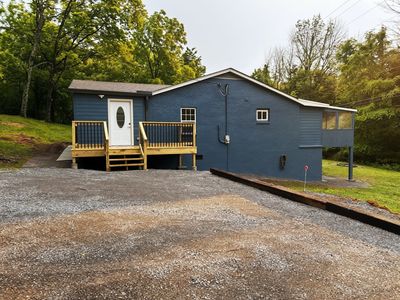 10030 Coles Ferry Pike