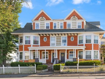405 Main St #6