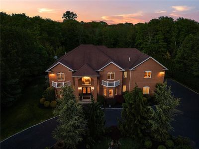 20 Red Brook Xing
