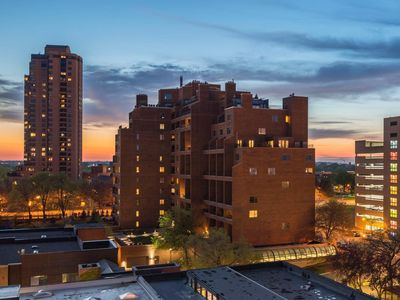 110 1st Ave NE UNIT F803