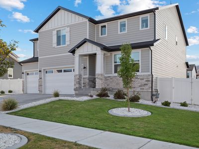 2489 N Paintbrush Dr