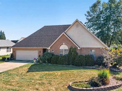 1990 Oakridge Pkwy N