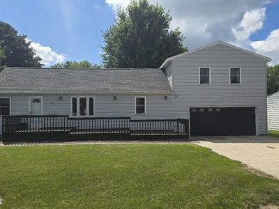 311 E Broadway
