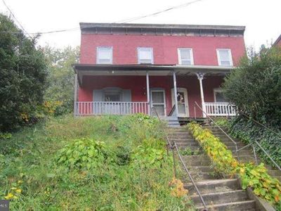 54 Gap Rd