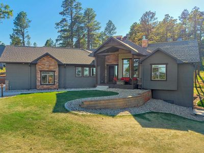 4421 Carriage Hills Dr