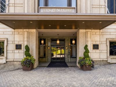 3376 Peachtree Rd NE Unit 42A