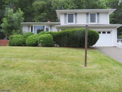 30 Deer Path Dr
