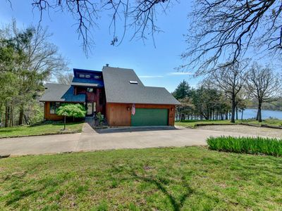 22389 Tucker Hollow Road