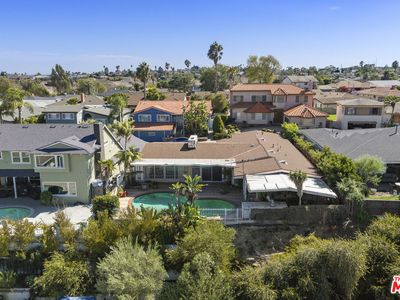 4555 Don Diego Dr
