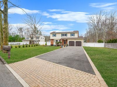 243 Seneca Avenue Dix Hills