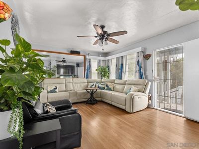 3212 Menlo Ave