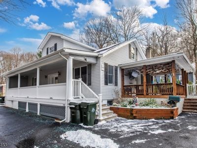 Property at 10 Pecks Way, Budd Lake, NJ