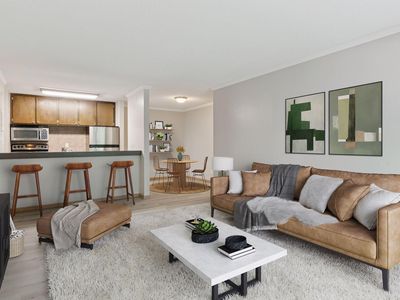 2800 Hamline Ave N APT 302