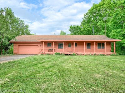 1077 Hadley Rd
