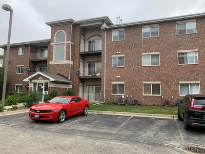 881 N Swift Rd UNIT 202