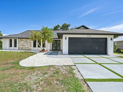 3438 SE Hart Cir