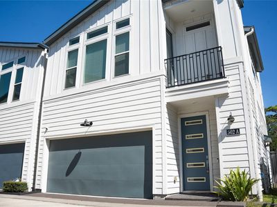 502 W Donovan St #A