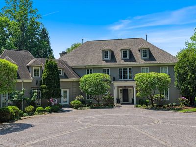 33 Ardsley Avenue E