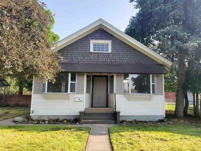 1217 E Indiana Ave