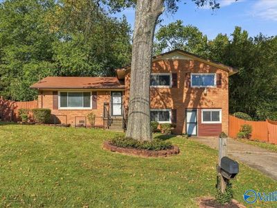 3203 Sweetbriar Rd NW