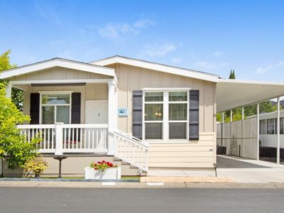 2412 Foothill Boulevard