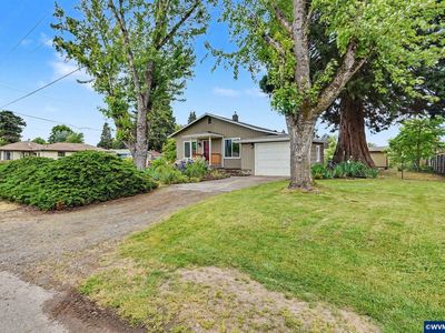 4215 Harlan Dr NE