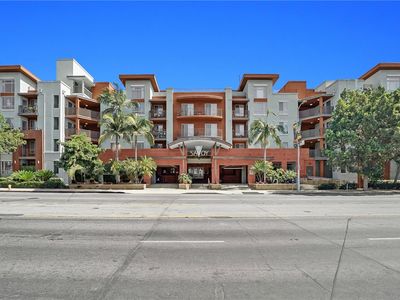 100 S Alameda St Unit 107