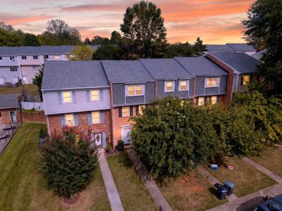 426 W Cadbury Dr