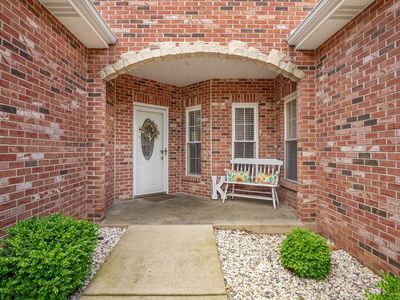 Property at 1569 Ghent Rd, Columbia, IL