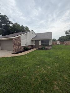 Property at 3320 W Olive St, Rogers, AR