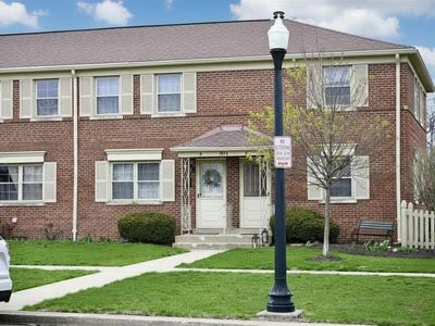 1876 Northwest Blvd #2B