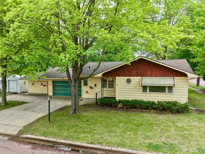 Property at 137 2nd St E, Tracy, MN