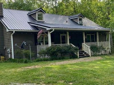 4884 Holly Springs Rd