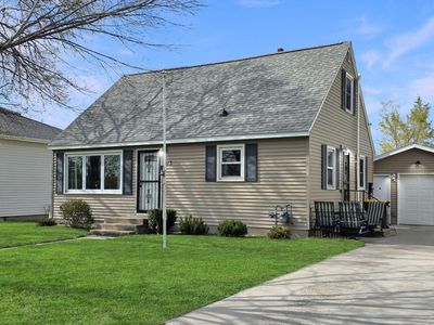 Property at 913 E Elm St, Redwood Falls, MN