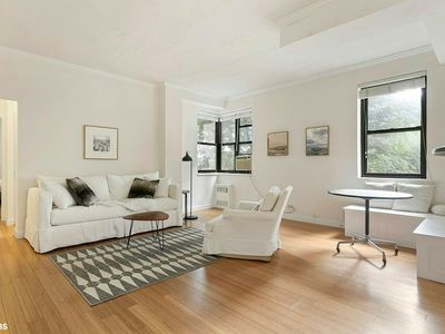273 Bennett Ave APT 2B