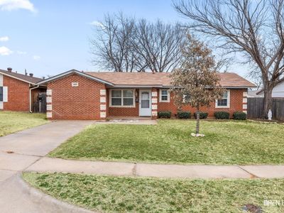 4605 N Eden Hills Cir