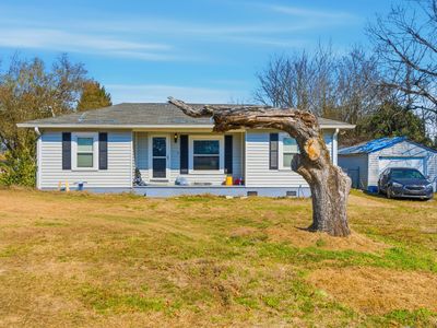 1905 Newman Dr SE