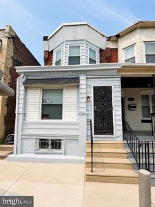 5557 Walton Ave